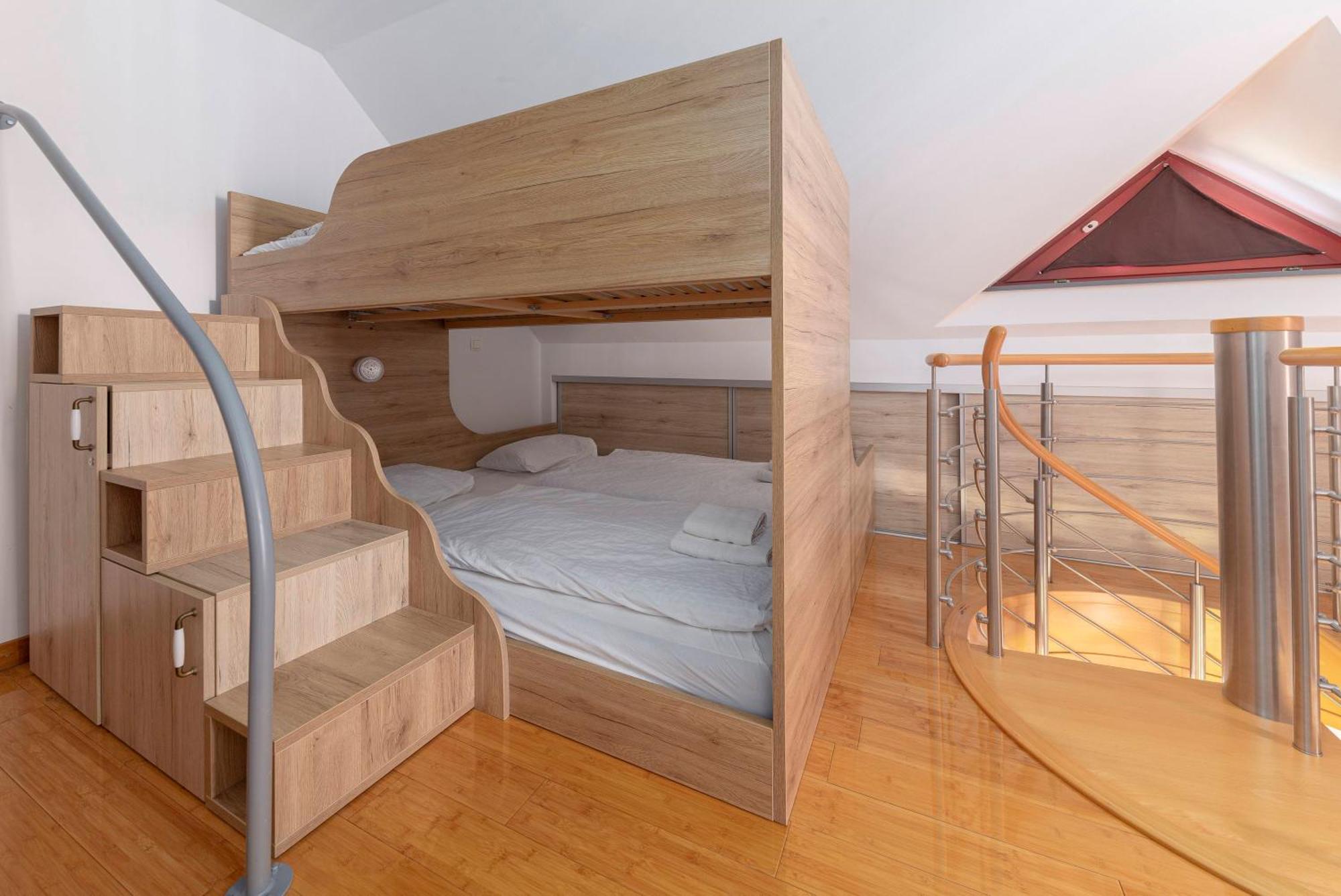 Timber Apartment بوينج المظهر الخارجي الصورة