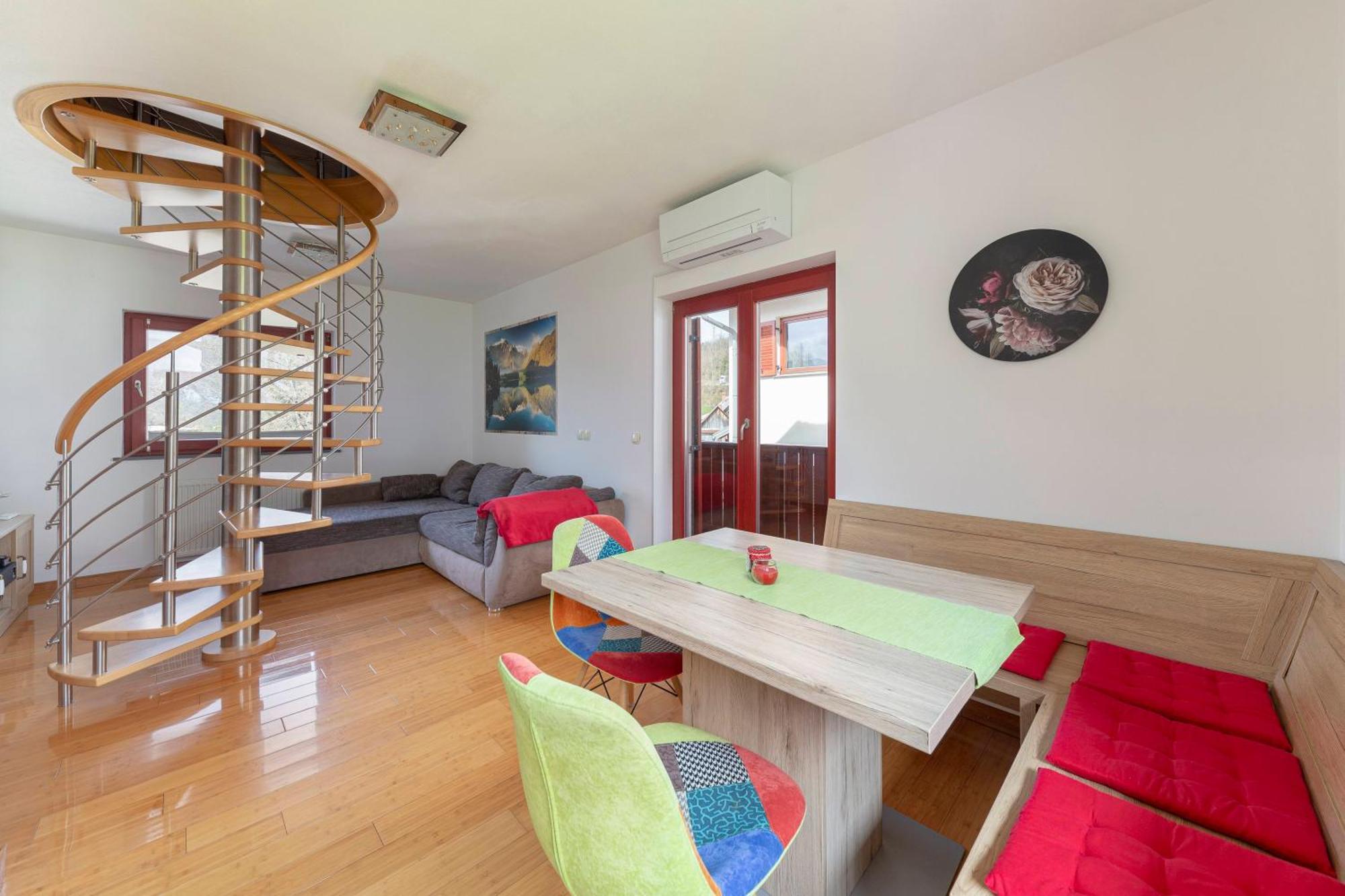 Timber Apartment بوينج المظهر الخارجي الصورة